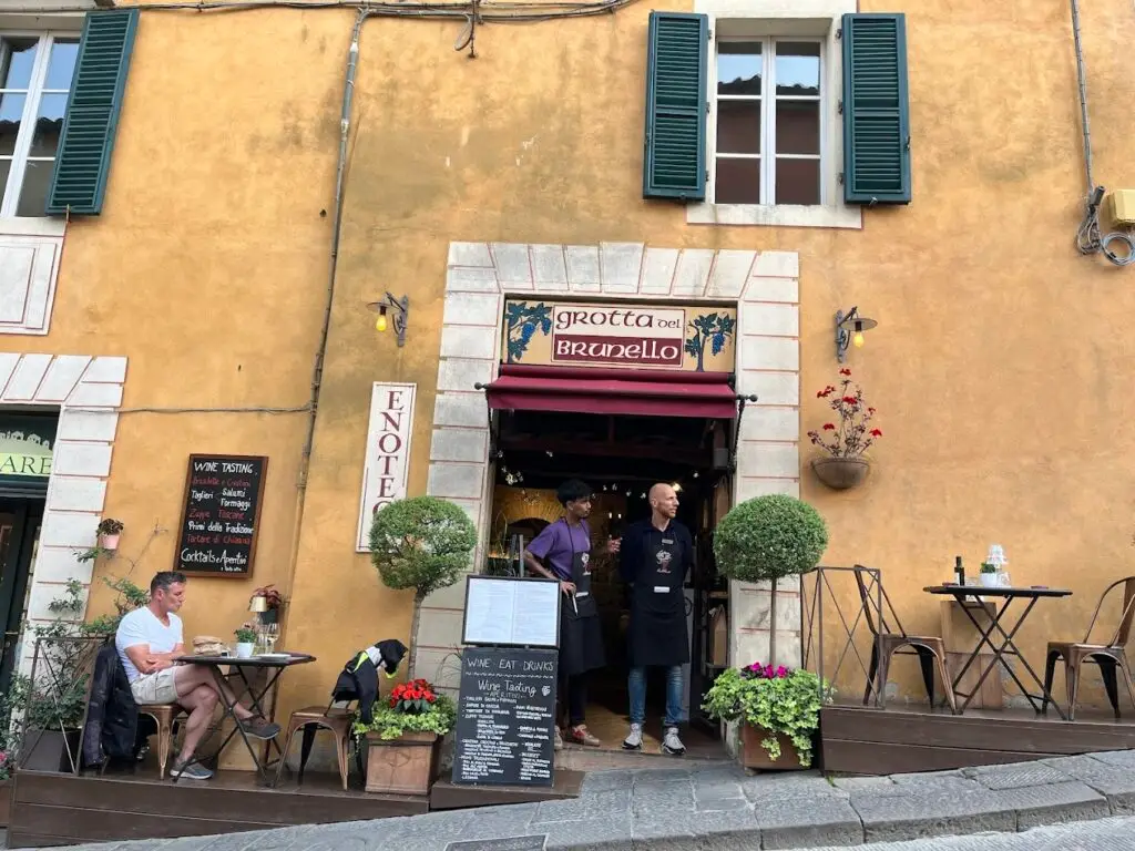 Enoteca Grotta Del Brunello